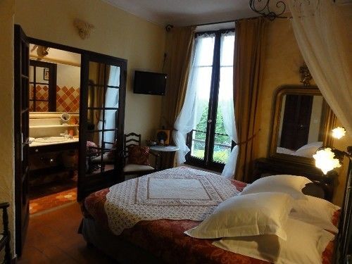Hotel La Roseraie , Familial Ouvert Toute L'annee
